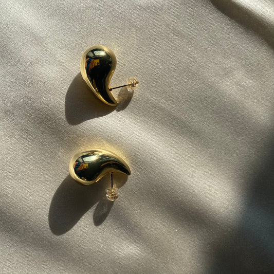 Lila Studs