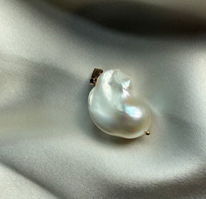 Matteo Pearl Charm