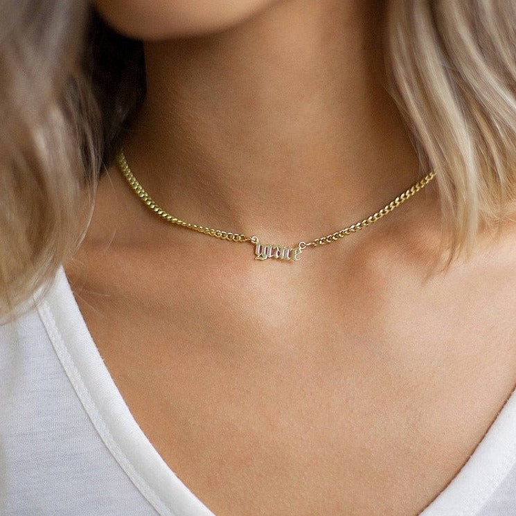 nameplate necklace