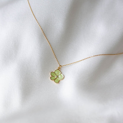 gold flower necklace