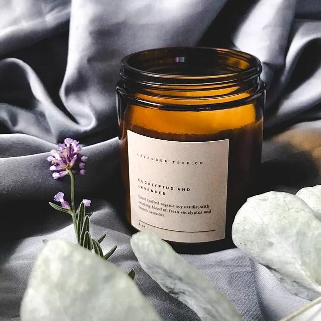 Eucalyptus and Lavender : 4 oz candle