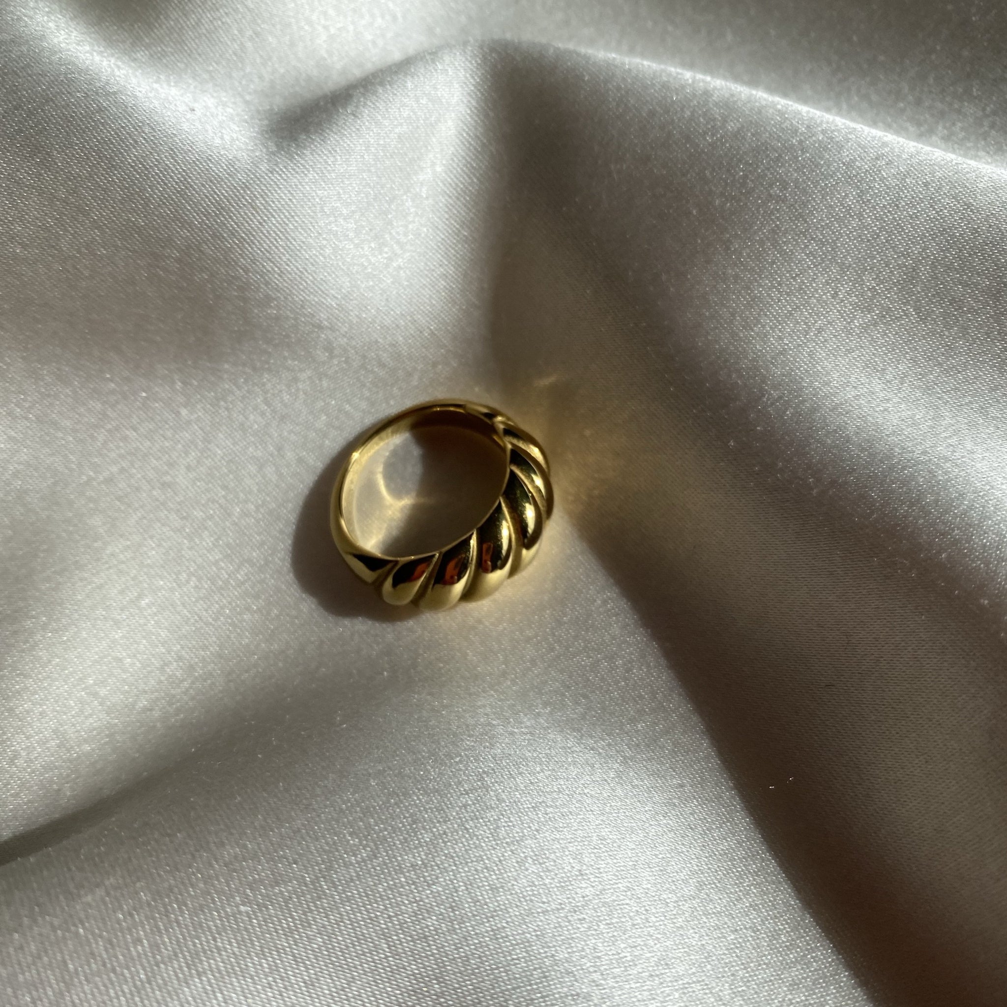 gold croissant ring