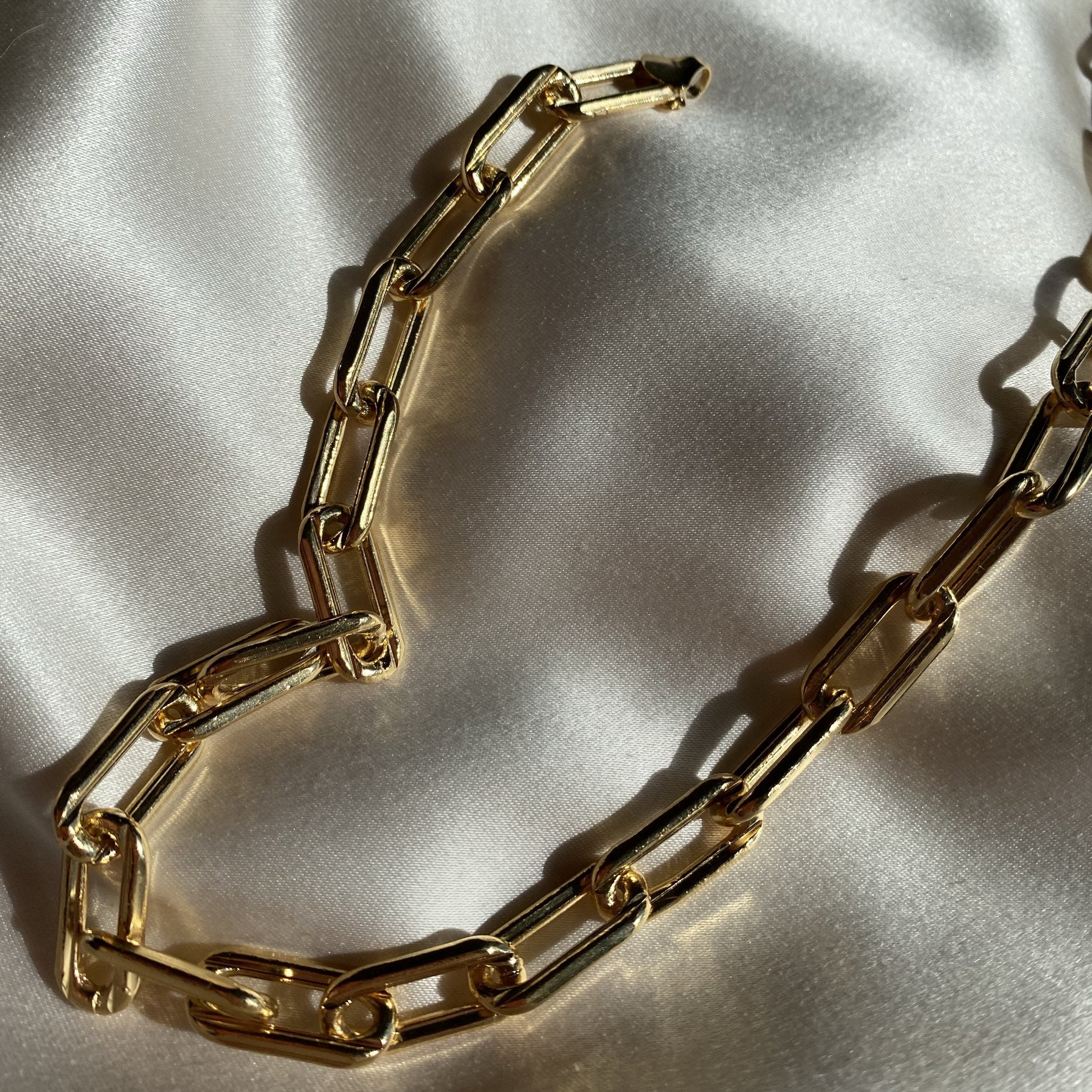 gold chunky link chain necklace