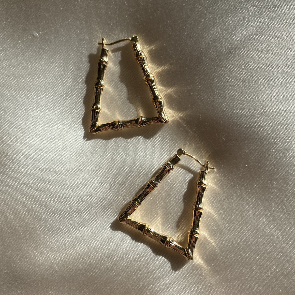 chunky gold hoop earrings
